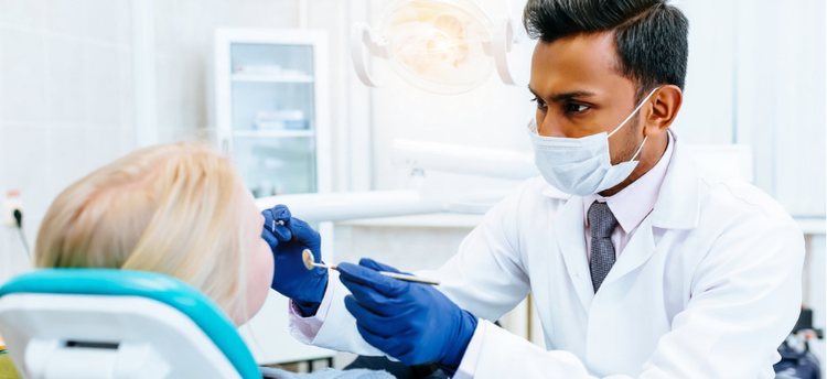 Black and White Modern Email Marketing Instagram Post (350 x 1350 px) (13)